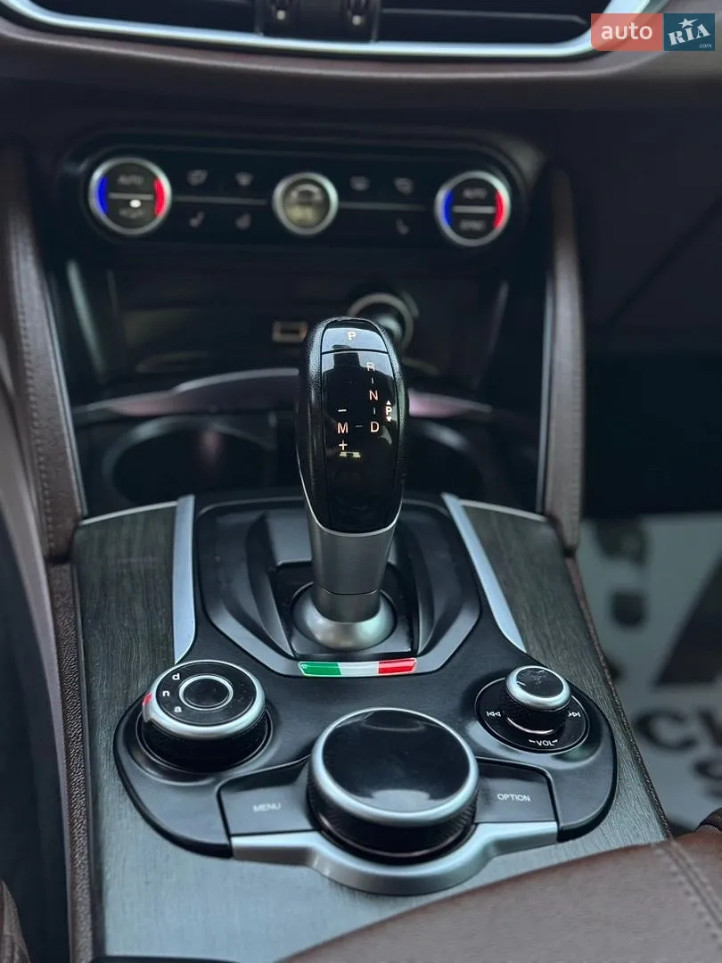 2017 Alfa Romeo Stelvio - мініатюра 29