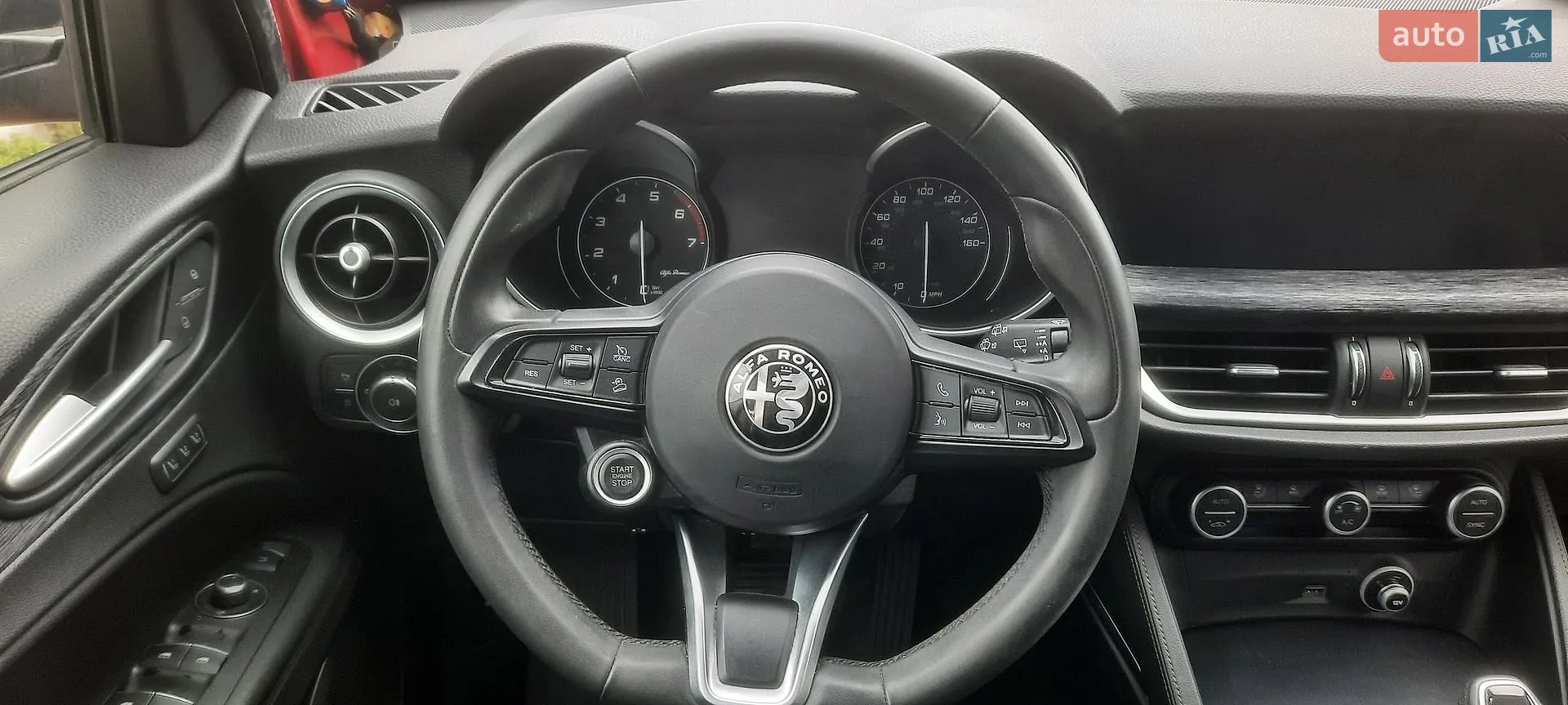 2020 Alfa Romeo Stelvio - мініатюра 29
