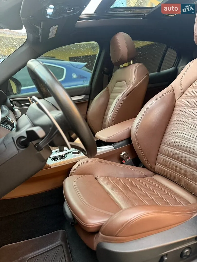 2021 Alfa Romeo Stelvio - мініатюра 26