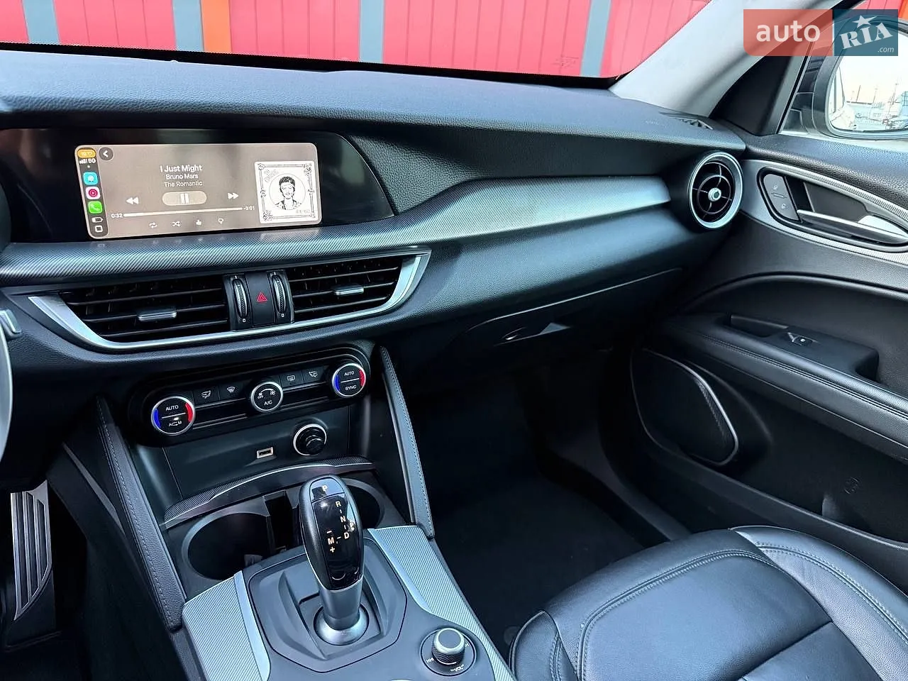 2018 Alfa Romeo Stelvio - мініатюра 10
