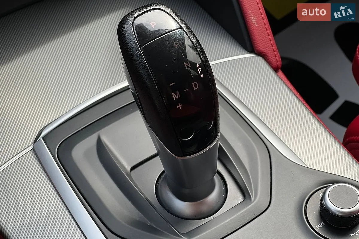 2018 Alfa Romeo Stelvio - мініатюра 17