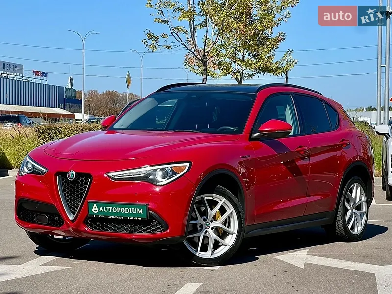 Alfa Romeo Stelvio 2017
