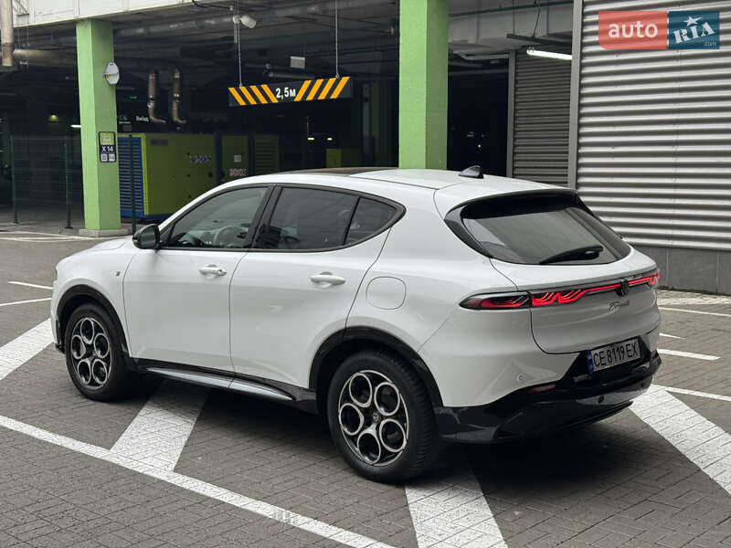 Внедорожник / Кроссовер Alfa Romeo Tonale 2023 в Киеве фото 3 Внедорожник / Кроссовер Alfa Romeo Tonale 2023 в Киеве