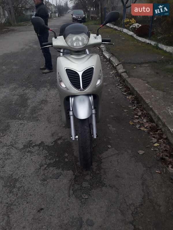 Макси-скутер Alfamoto CF 2007 в Ровно