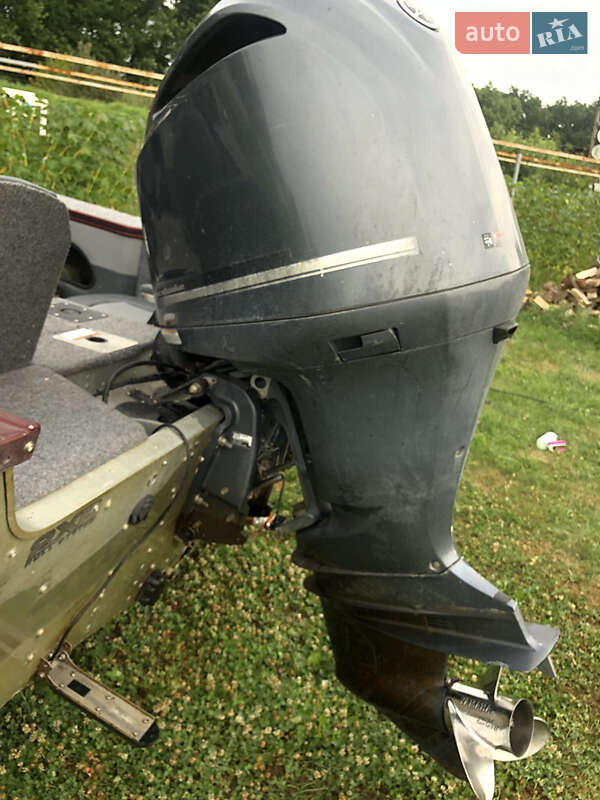 Катер Alumacraft Trophy 2017 в Полтаве