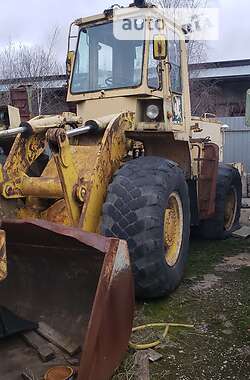 Фронтальні навантажувачі Амкодор ТО-18 1989 в 