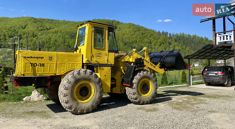 Фронтальный погрузчик Амкодор ТО-18 1993 в Косове