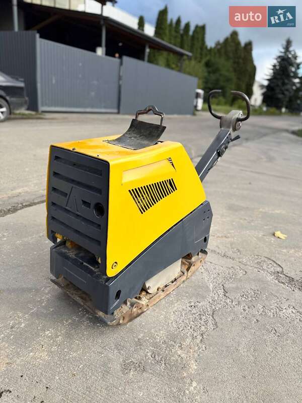 Дорожній каток Ammann APR 2017 в Львові