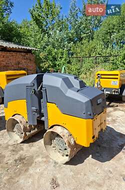 Каток ґрунтовий Ammann ARX 2015 в Львові