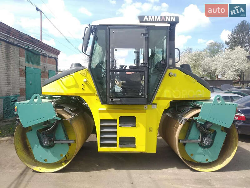 Асфальтоукладчик Ammann AV 2010 в Олыке