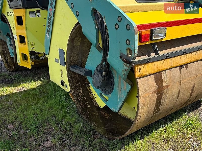 Дорожный каток Ammann AV 2006 в Киеве