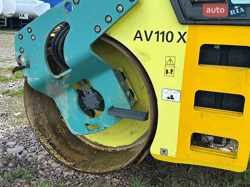 Дорожный каток Ammann AV 2006 в Киеве