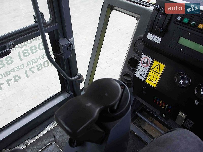 Інша будівельна техніка Ammann AV 2010 в Житомирі