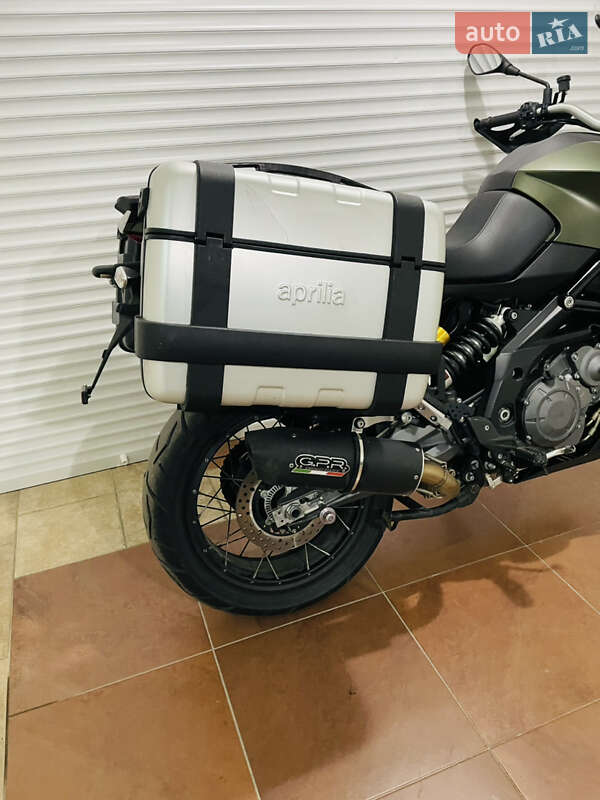 Мотоцикл Позашляховий (Enduro) Aprilia Caponord 2016 в Києві