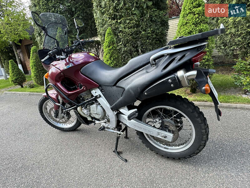 Aprilia Pegaso 650 1998