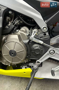 Спортбайк Aprilia RS 660 2021 в 
