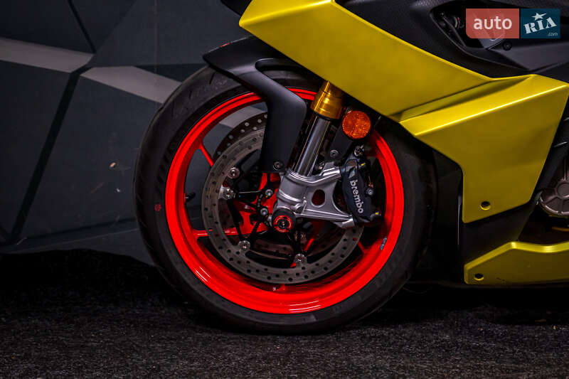 Спортбайк Aprilia RS 660 2024 в Києві фото 10 Спортбайк Aprilia RS 660 2024 в Києві