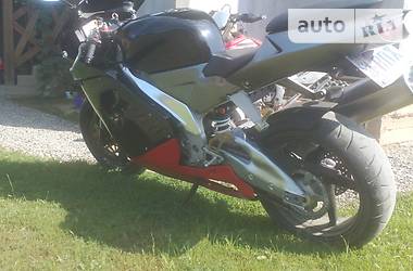 Спортбайк Aprilia RSV 1000 R 2003 в Ужгороде