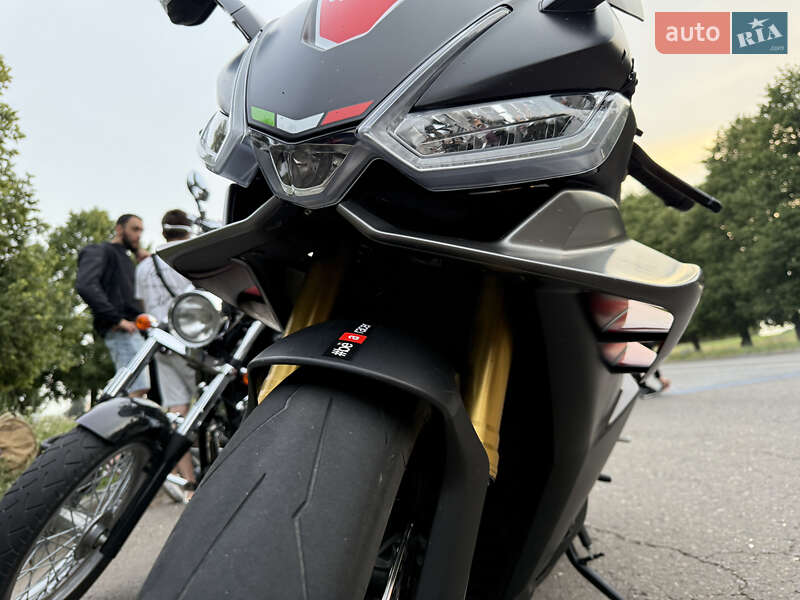Спортбайк Aprilia RSV4 2021 в Сумах