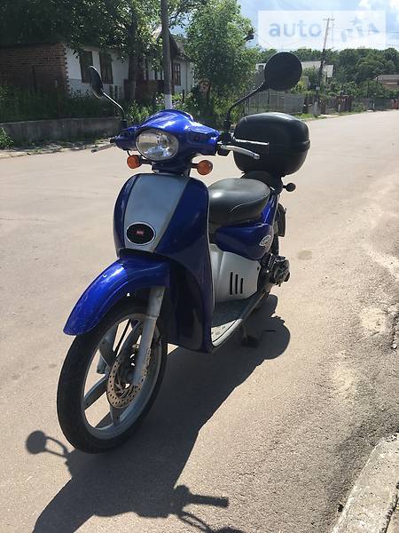 Скутер Aprilia Scarabeo 2000 в Сокалі