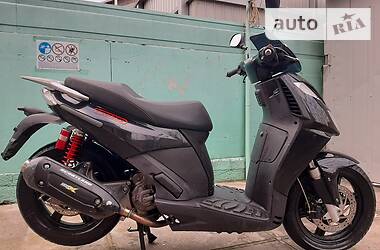 Скутер Aprilia Sportcity 2013 в 