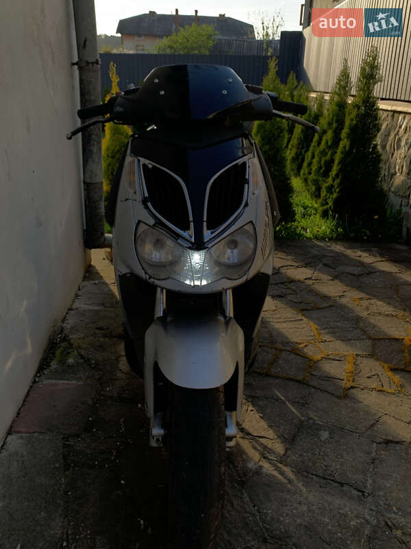 Скутер Aprilia Sportcity 2005 в Теребовлі