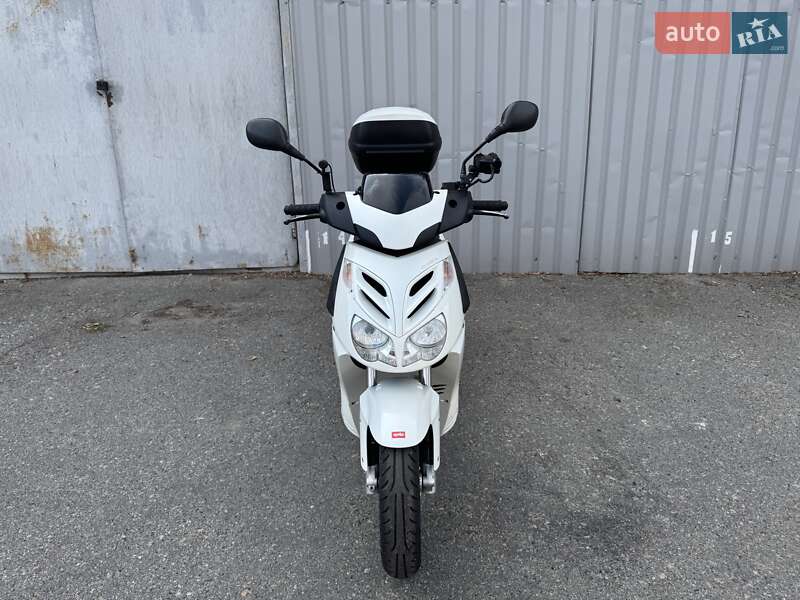 Макси-скутер Aprilia Sportcity 2013 в Днепре