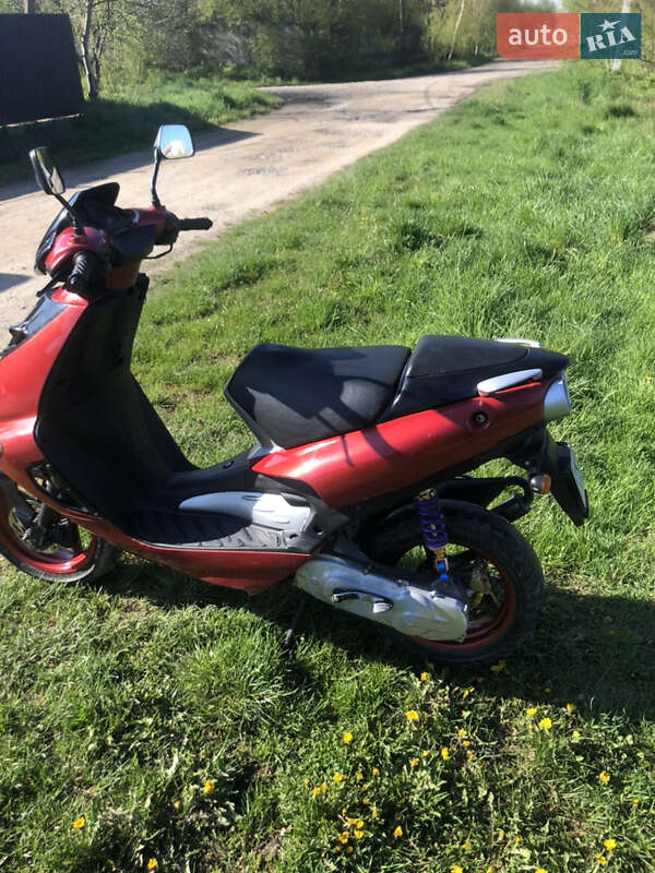 Скутер Aprilia SR 2008 в Черновцах фото 6 Скутер Aprilia SR 2008 в Черновцах