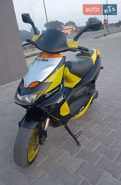 Грузовые мотороллеры, мотоциклы, скутеры, мопеды Aprilia SR 2007 в 