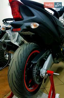 Макси-скутер Aprilia SRV 2012 в 