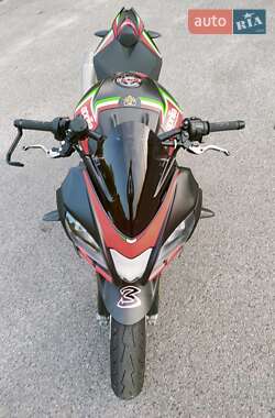 Мотоцикл Без обтекателей (Naked bike) Aprilia Tuono V4 1100 2020 в 