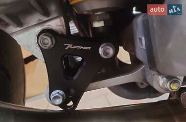 Мотоцикл Без обтекателей (Naked bike) Aprilia Tuono V4 1100 2020 в 
