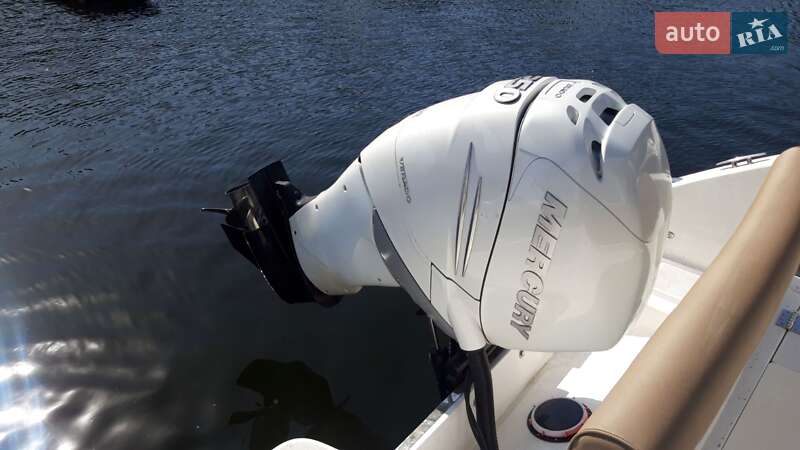 Моторная яхта Aquatic 25 2018 в Каменец-Подольском фото 3 Моторная яхта Aquatic 25 2018 в Каменец-Подольском