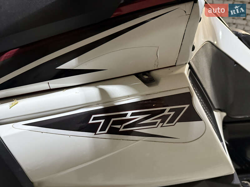 Горные снегоходы Arctic cat TZ1 2011 в Луцке