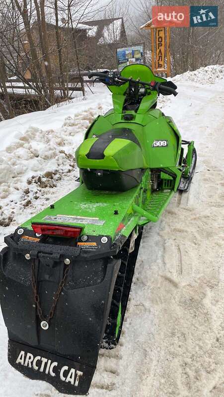 Спортивные снегоходы Arctic cat ZR 2016 в Черновцах