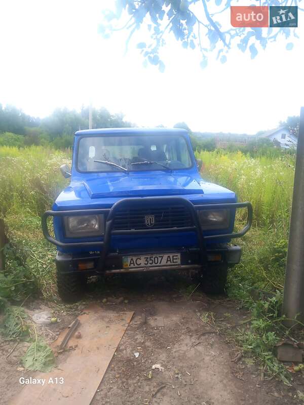 Aro 244 1990
