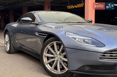 Купе Aston Martin DB11 2017 в 