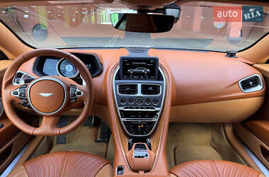 Купе Aston Martin DB11 2017 в 