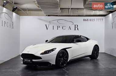 Купе Aston Martin DB11 2018 в Киеве