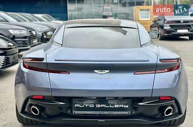 Купе Aston Martin DB11 2017 в 