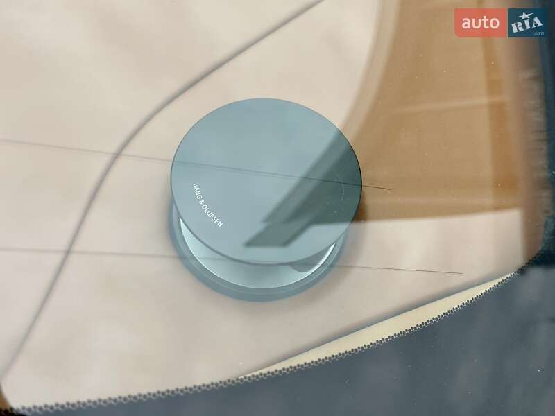 Купе Aston Martin DB11 2017 в Києві