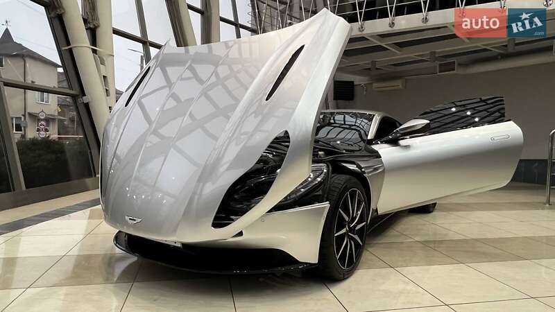 Купе Aston Martin DB11 2018 в Києві