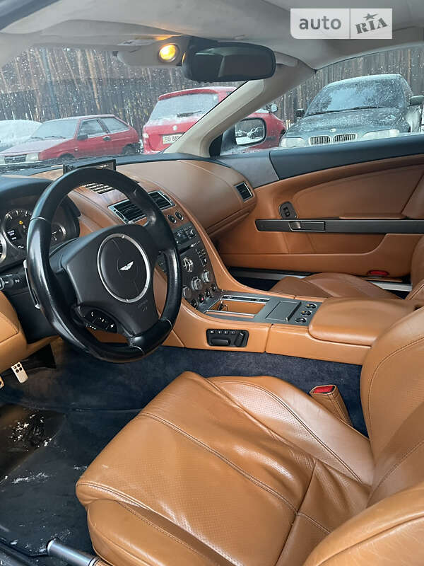 Кабриолет Aston Martin DB9 2007 в Киеве