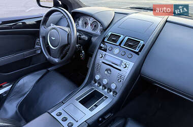 Кабриолет Aston Martin DB9 2006 в 