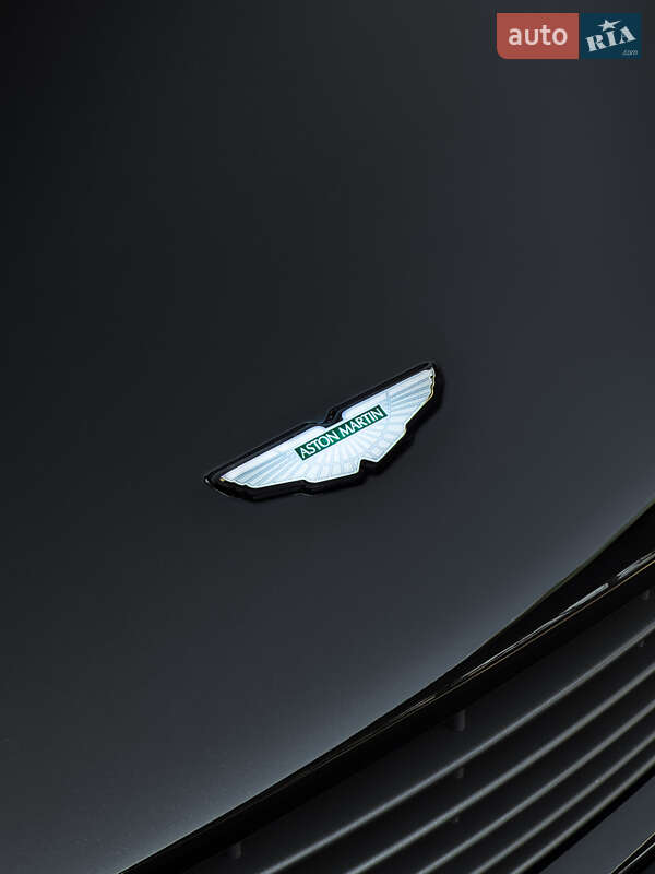 Кабріолет Aston Martin DB9 2006 в Києві