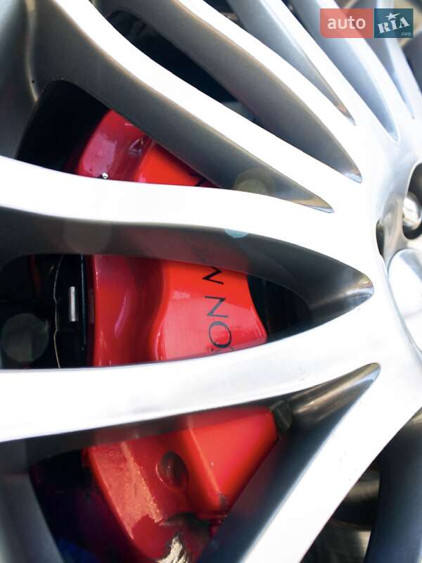 Кабріолет Aston Martin DB9 2006 в Києві