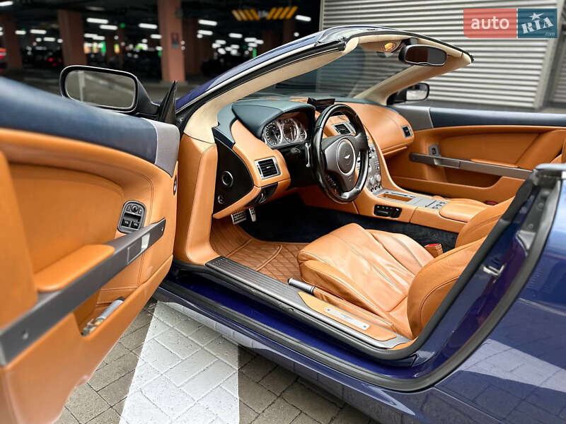 Кабриолет Aston Martin DB9 2007 в Киеве