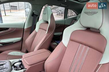 Внедорожник / Кроссовер Aston Martin DBX 707 2024 в 