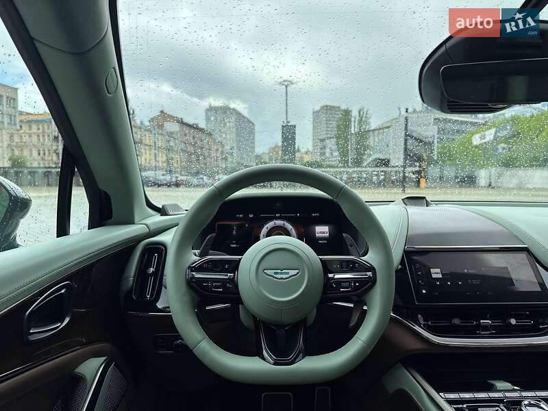 Позашляховик / Кросовер Aston Martin DBX 707 2024 в Києві