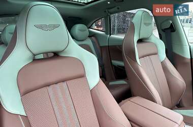Внедорожник / Кроссовер Aston Martin DBX 707 2024 в 